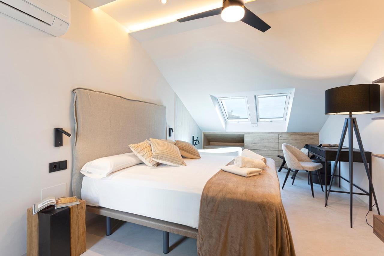 Magnificent Renovated 2Bd 2Bth Duplex With Terrace - City Centre Málaga Eksteriør bilde