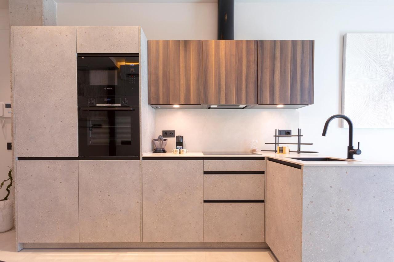 Magnificent Renovated 2Bd 2Bth Duplex With Terrace - City Centre Málaga Eksteriør bilde