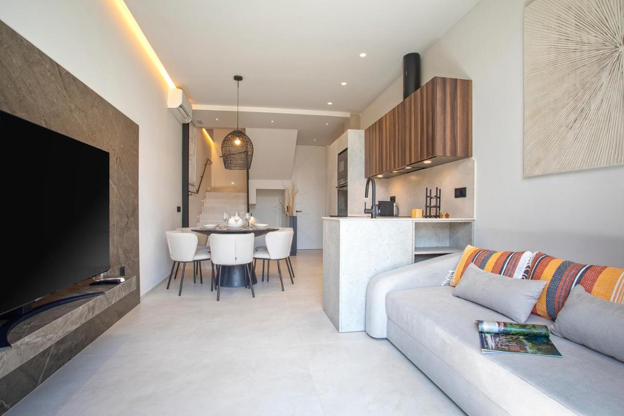 Magnificent Renovated 2Bd 2Bth Duplex With Terrace - City Centre Málaga Eksteriør bilde