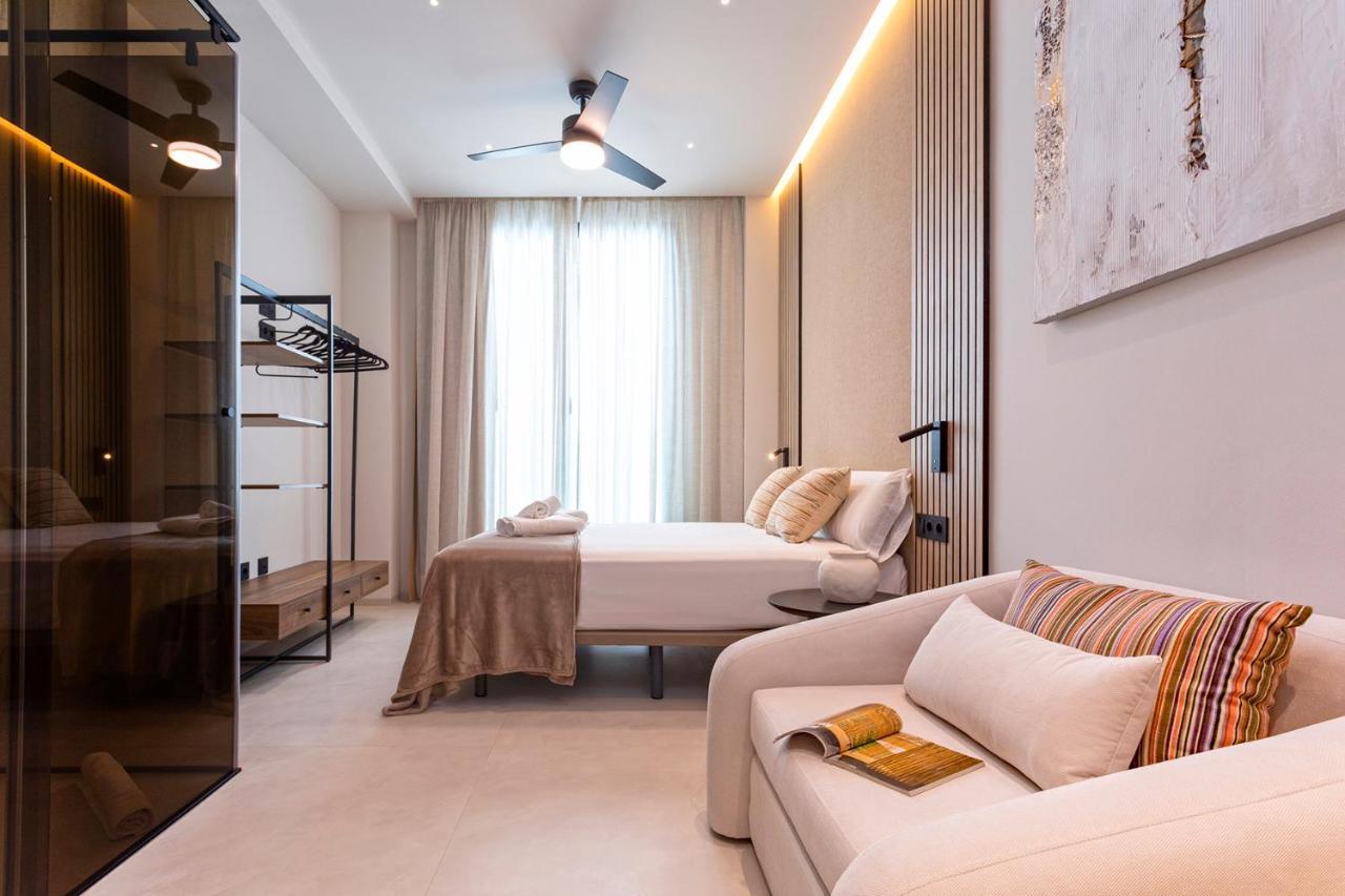 Magnificent Renovated 2Bd 2Bth Duplex With Terrace - City Centre Málaga Eksteriør bilde
