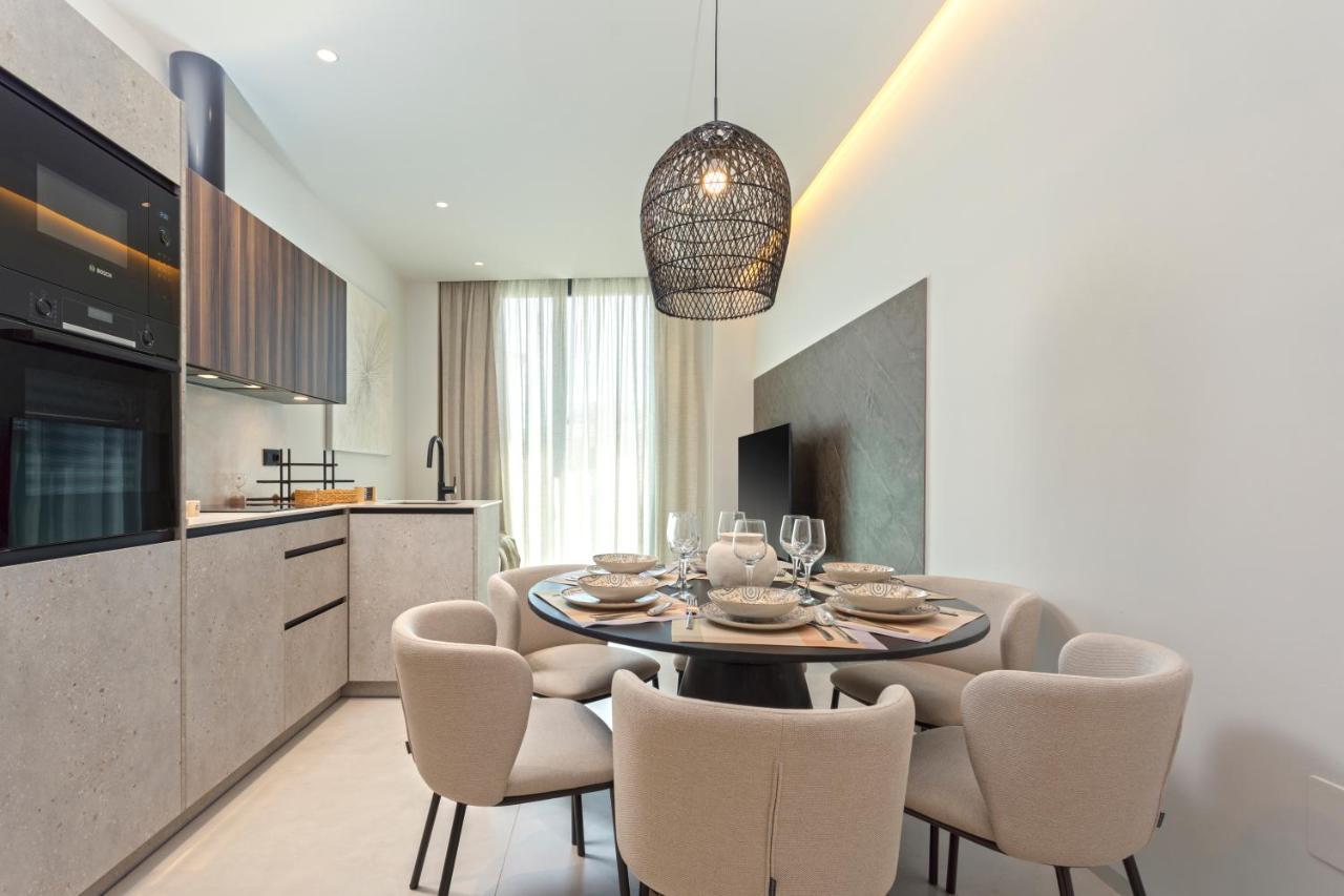Magnificent Renovated 2Bd 2Bth Duplex With Terrace - City Centre Málaga Eksteriør bilde